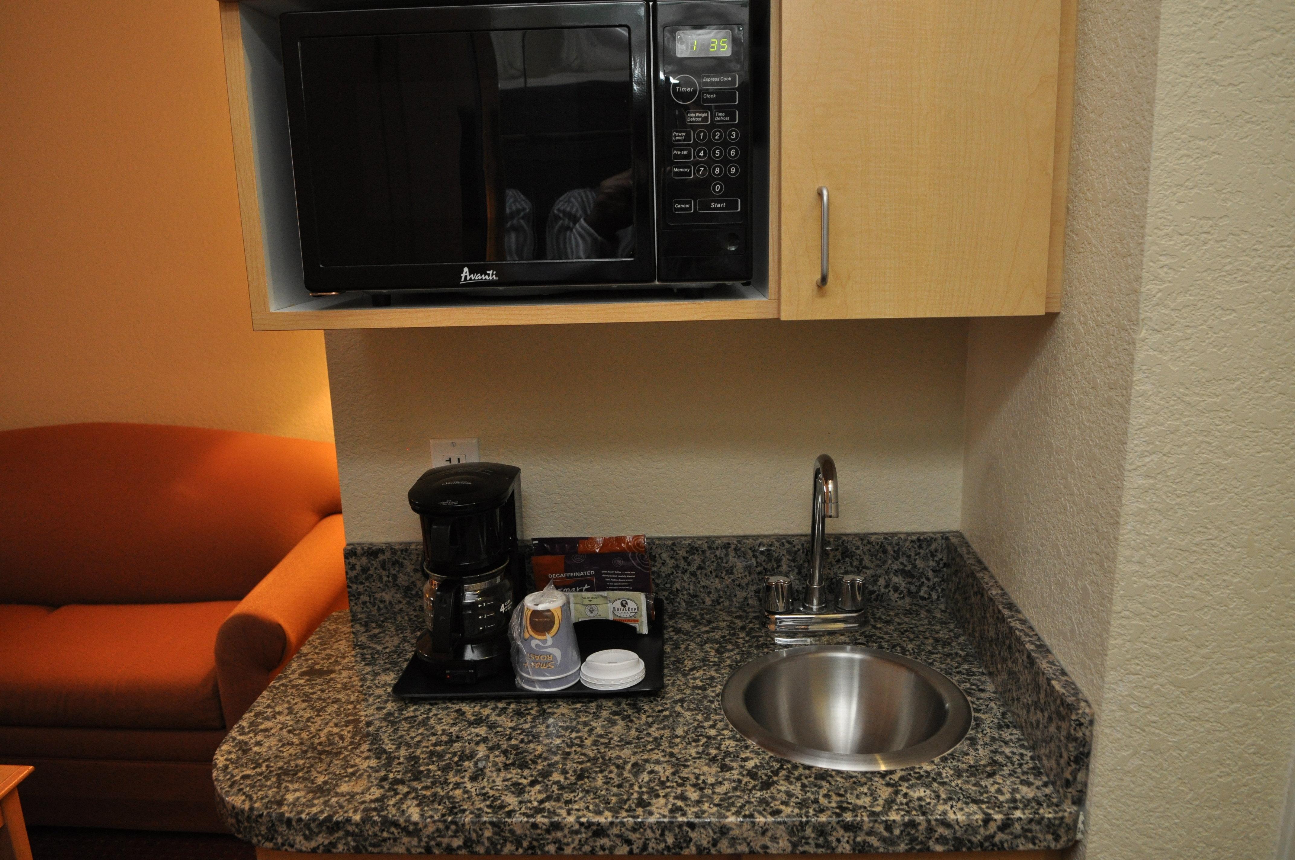 Hampton Inn & Suites Cathedral City Pokoj fotografie
